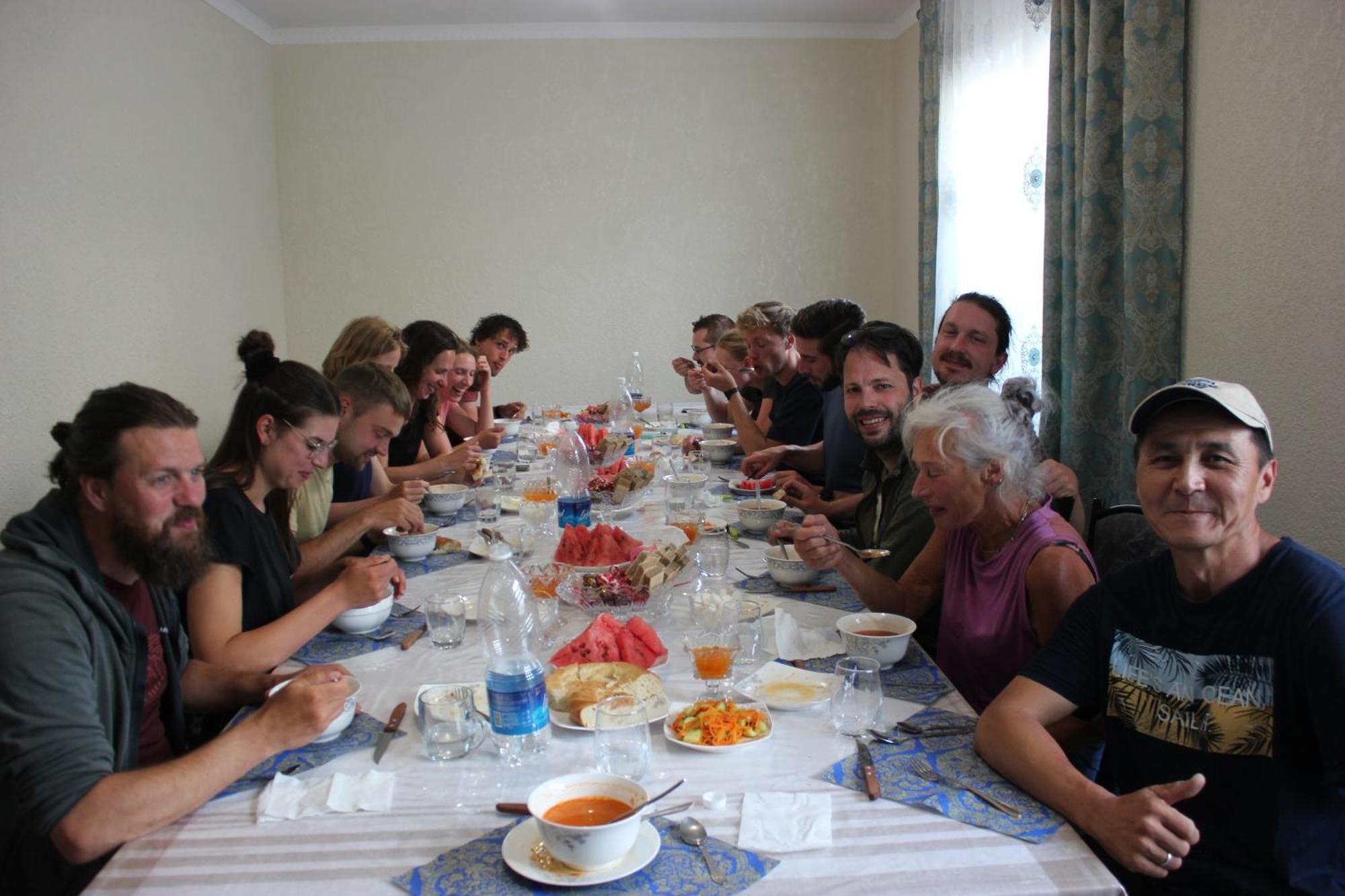 Uz-Anar Guest House Кочкорка Экстерьер фото